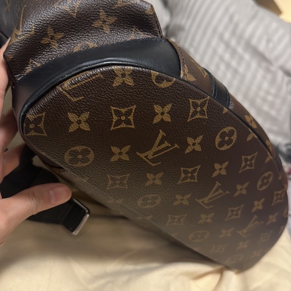 Louis Vuitton Christopher - Picture 5 of 5